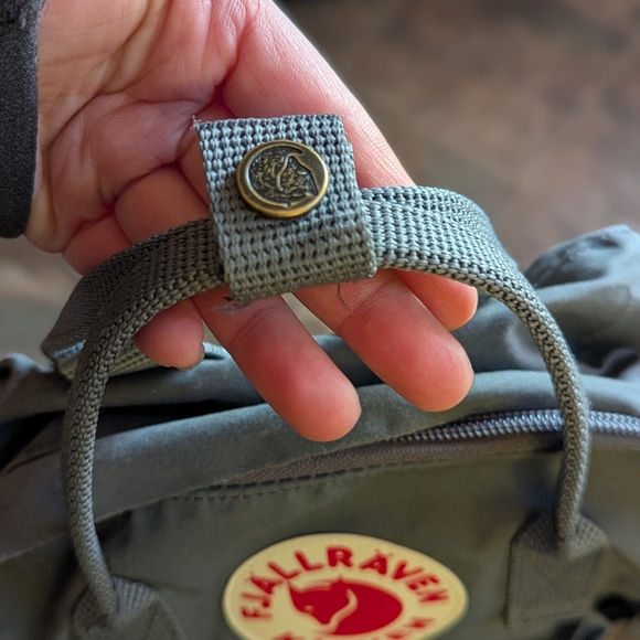 Kånken Gray Backpack - Picture 3 of 4